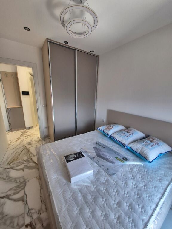 Apartament 1+1 per qira tek Rruga e Kavajes.  