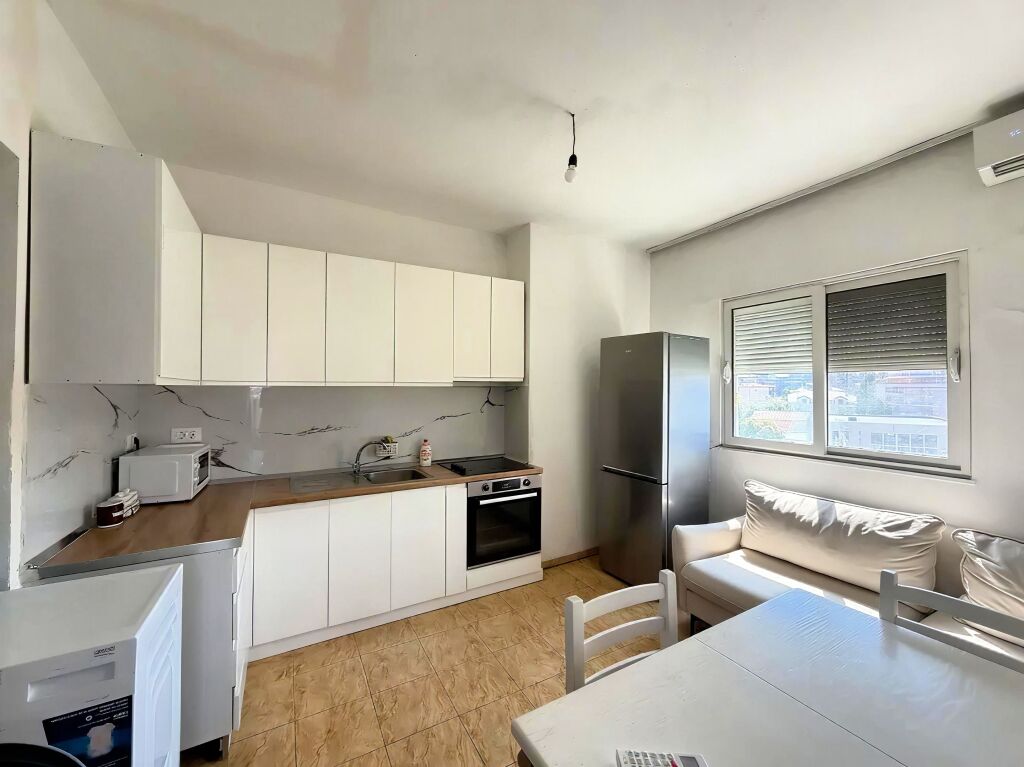 🏡 Jepet me Qira Apartament 2+1 + Ballkon – Don Bosko, pranë Vizion+