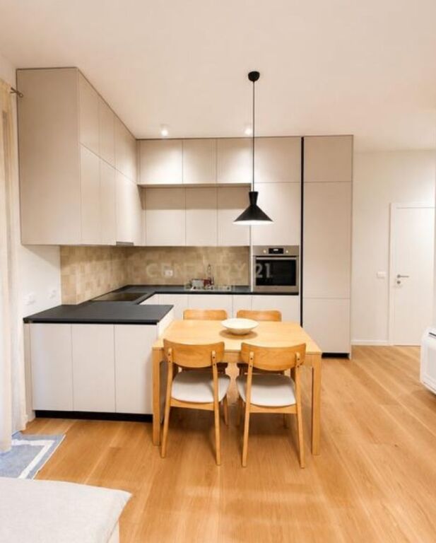 Apartament luksoz 2+1 me qera
