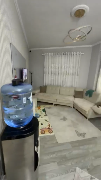 Apartament 2+1+2 per qera tek Pallatet e Verdha !