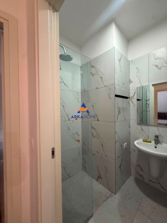 APPARTAMENTO IN AFFITTO 2+1+2+BALCONE "KOMPLEKSI GENER 2, NUOVO BOULEVARD" 780 EURO