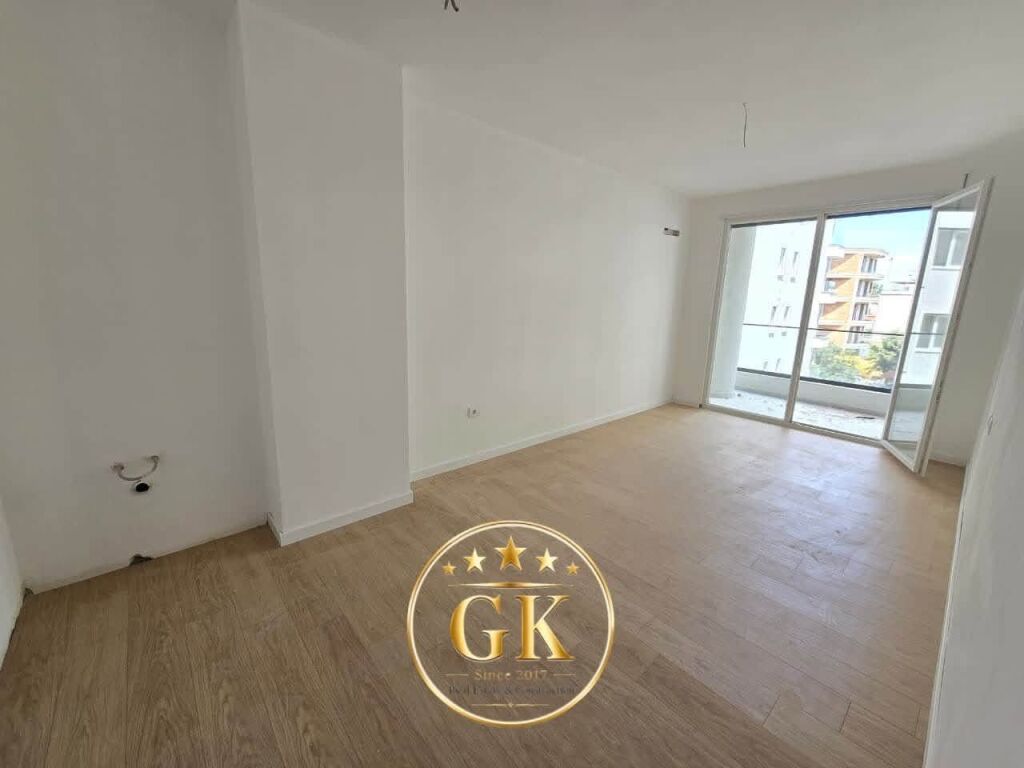 SHITET 1+1 me Ballkon • 1400€ / ㎡ ✅ • VM Residence 📍