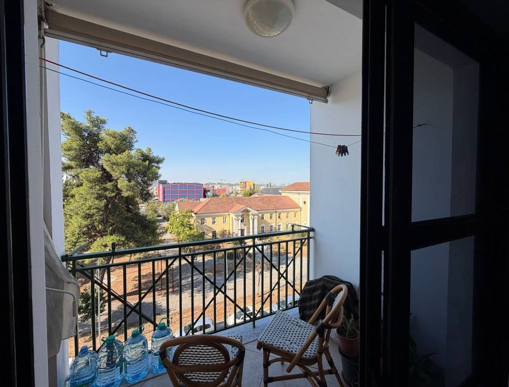 Shitet Apartament 2+1 ne Kinostudio