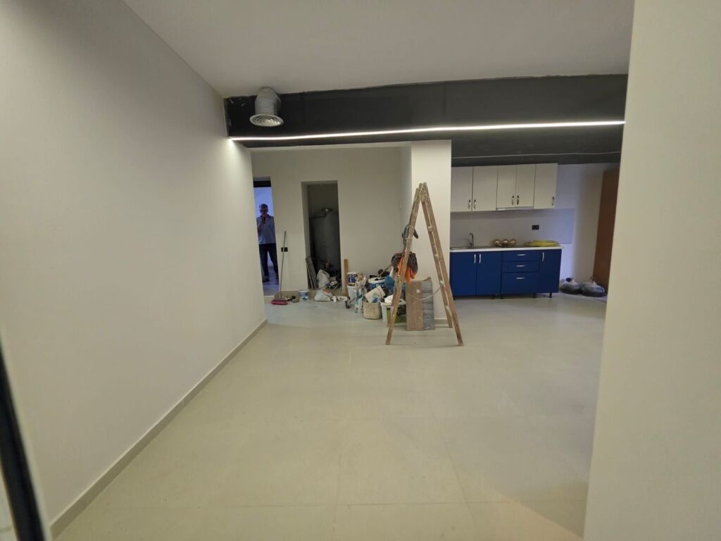 Ambient biznesi me qira tek Vasil Shanto