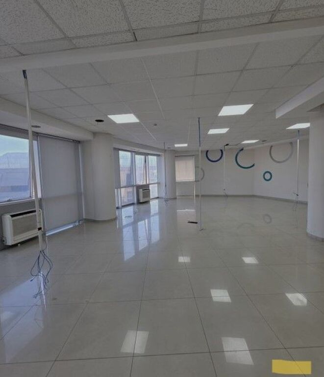 Affitto, Ufficio, Selvia, Tirana. 1.500 €