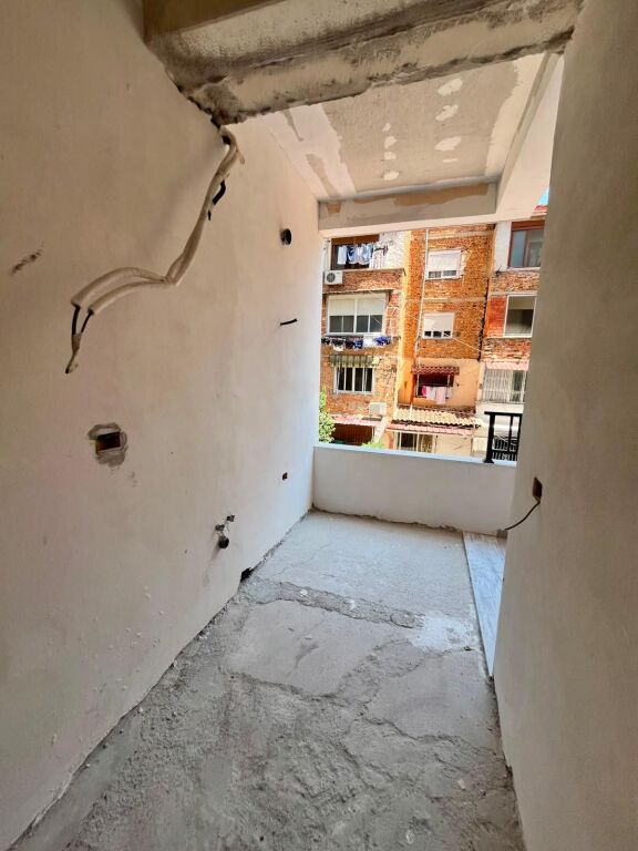 🏡 APPARTAMENTO 1+1 IN VENDITA VICINO ALLA CHIESA ORTODOSSA, VLORA