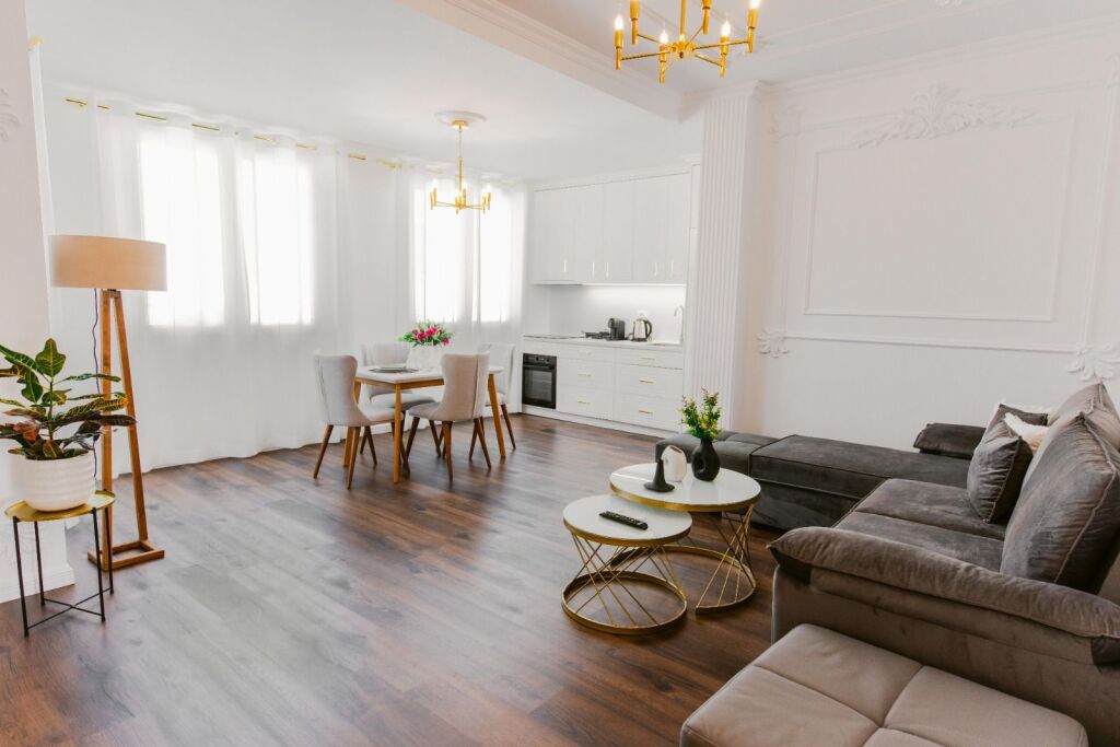 **FOR RENT 1+1 APARTMENT – ASTIR**