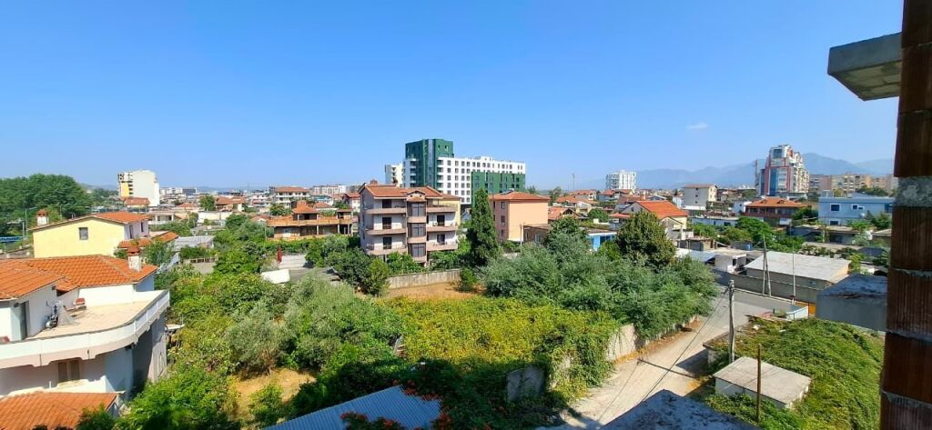 🏠SHITET: 1+1 📍Ish Fusha e Aviacionit (Dorezim Fundi 2027🏗️) - 99,000€ - Ne Faze Tulle - K.5 - Sp.66m² || 🚨 ÇMIM EKONOMIK PËR ZONËN