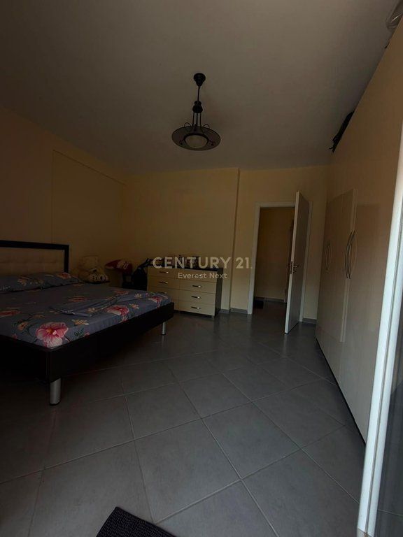 FOR RENT 1+1 APARTMENT NEAR THE BOTANICAL GARDEN