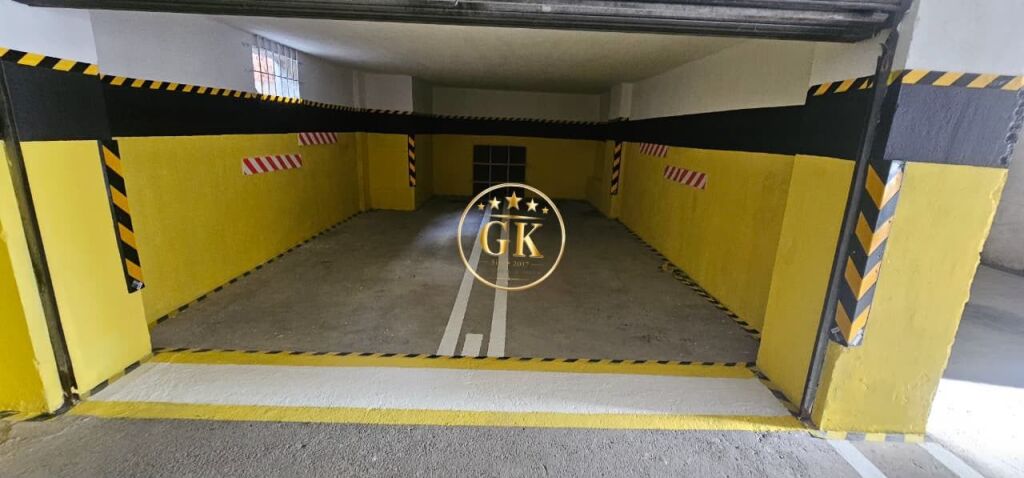 ✨ GARAGE FOR SALE IN NEIGHBORHOOD 4  WORK VEHICLES ACCEPTED SUCH AS: CITROEN, CADDY, FIAT ETC.. + DIFFERENCE IN LEK