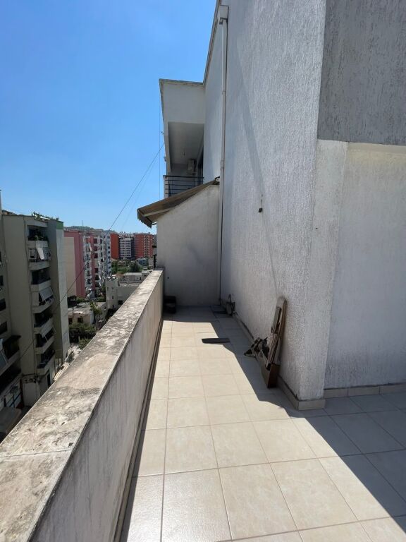 🏡 **SHITET APARTAMENT 1+1 – ASTIR** Rruga Milto Sotir Gura, pranë Destiny Hotel