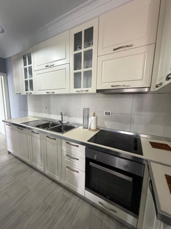 Affitto | Apartament 1 + 1 | Spitali Amerikan 2 | 550 €/mese