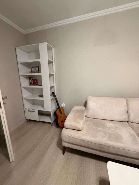 Shitje | Apartament 2 + 1 | Rruga 5 Maji | 190000 €