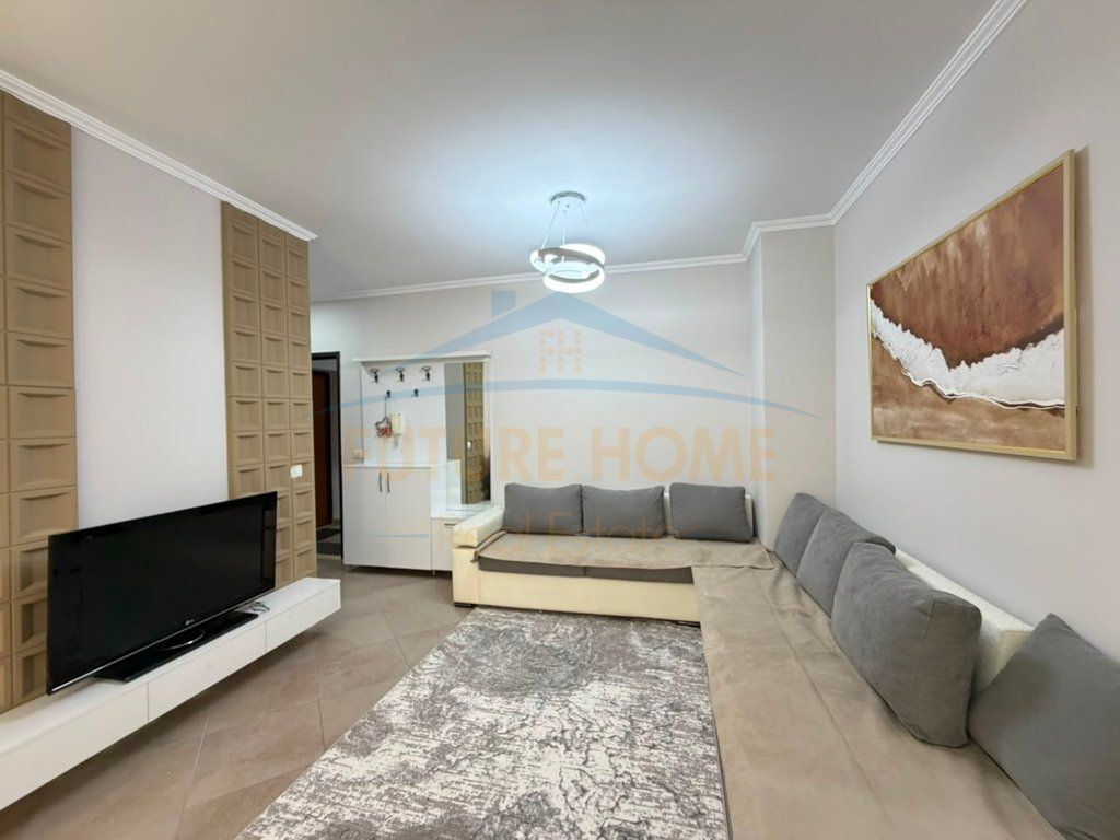 Shitet, Apartament 2+1+2, Yzberisht