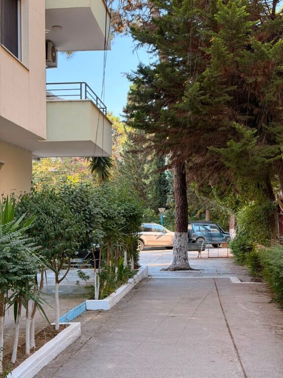 SHITET APARTAMENT 1+1 – KOMPLEKSI FRESKIA, GOLEM
