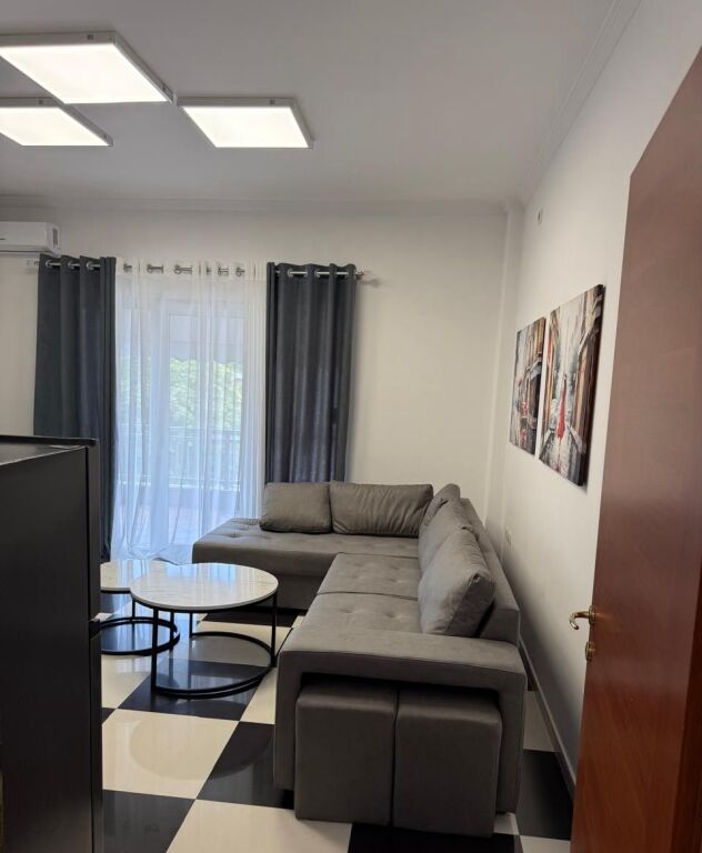 🏡 **APARTMENT 1+1 FOR RENT – XHANFIZE KEKO STREET