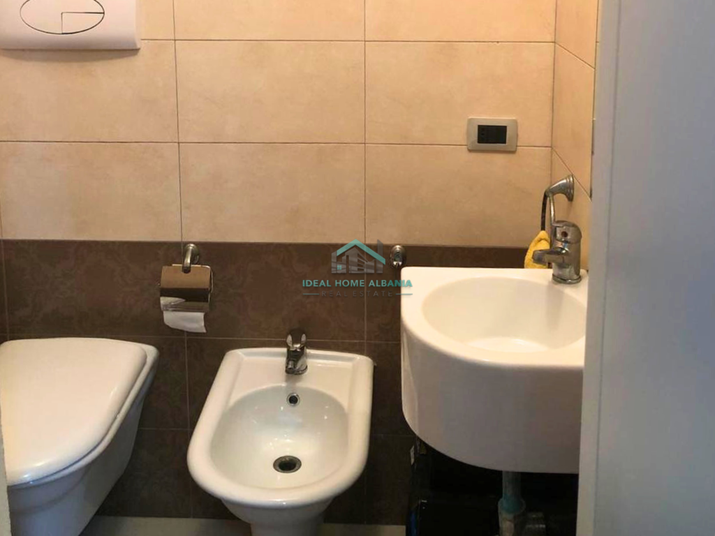 Appartamento 3+1+3 in vendita – Lungomare, Vlora