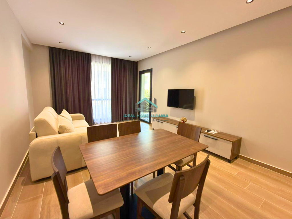 Apartament 1+1 me qira afatgjatë – Lungomare, Vlorë