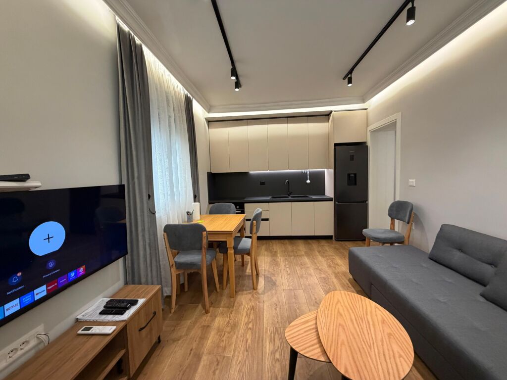 Apartament 2+1 per qira tek Harry Fultz.