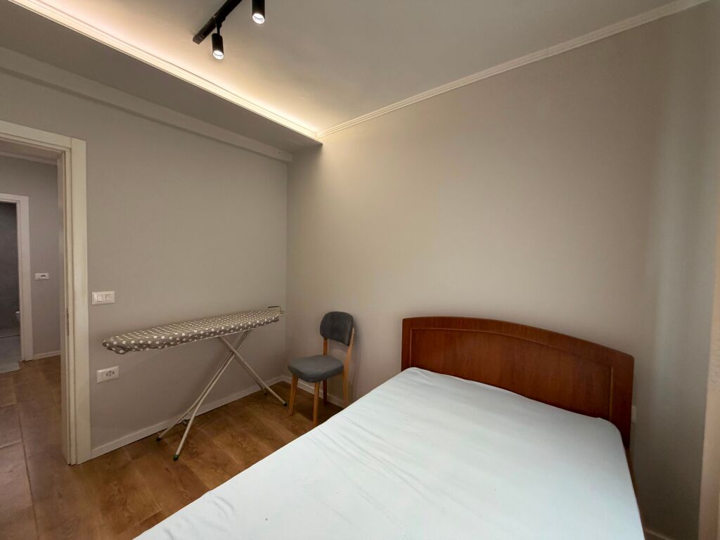 Apartament 2+1 per qira tek Harry Fultz.