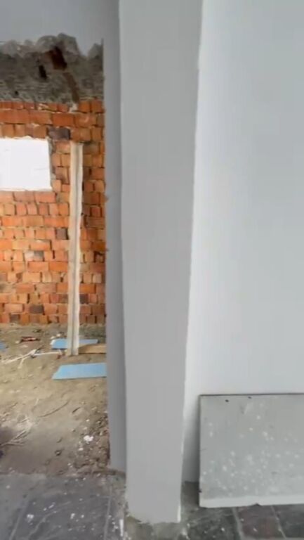 Sale | Magazinë | Xhamlliku | 60000 €