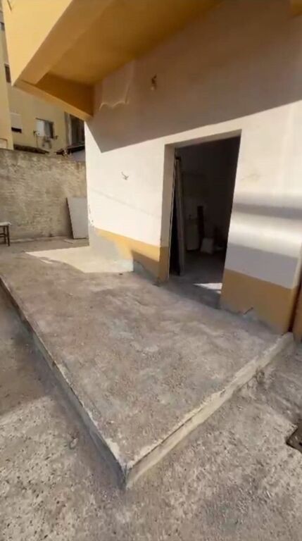 Sale | Magazinë | Xhamlliku | 60000 €