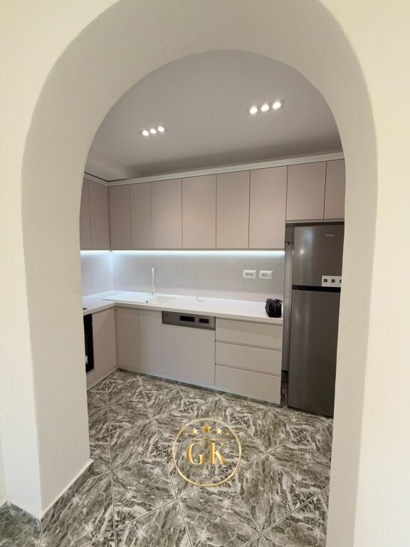 BUSINESS ENVIRONMENT 2+1 FOR RENT DURRES TRAIN STATION