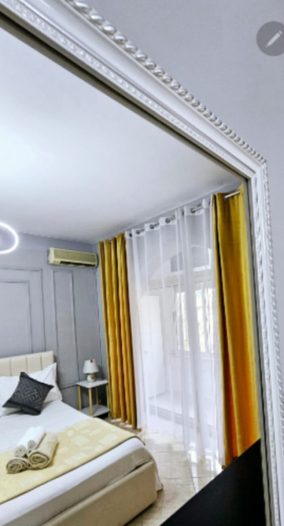 Qera | Apartament 1 + 1 | Rruga e Kavajës | 600 €/muaj