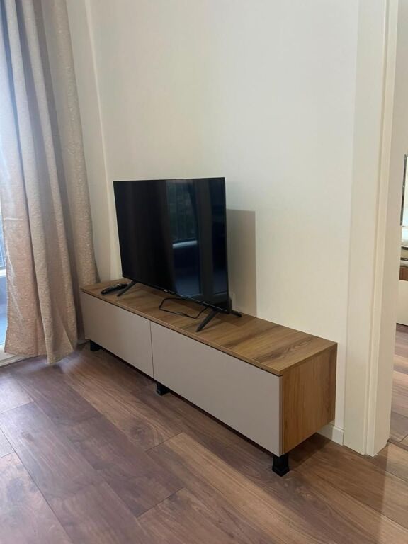 **JEPET ME QIRA APARTAMENT 1+1 – PASKUQAN**