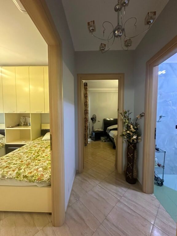 Shitet apartament 2+1+2 ne Kinostudio