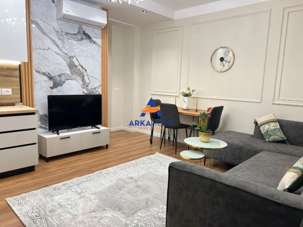 JEPET APARTAMENT 1+1 + BALLKON ME QERA " LIQENI I THATË " 680 €
