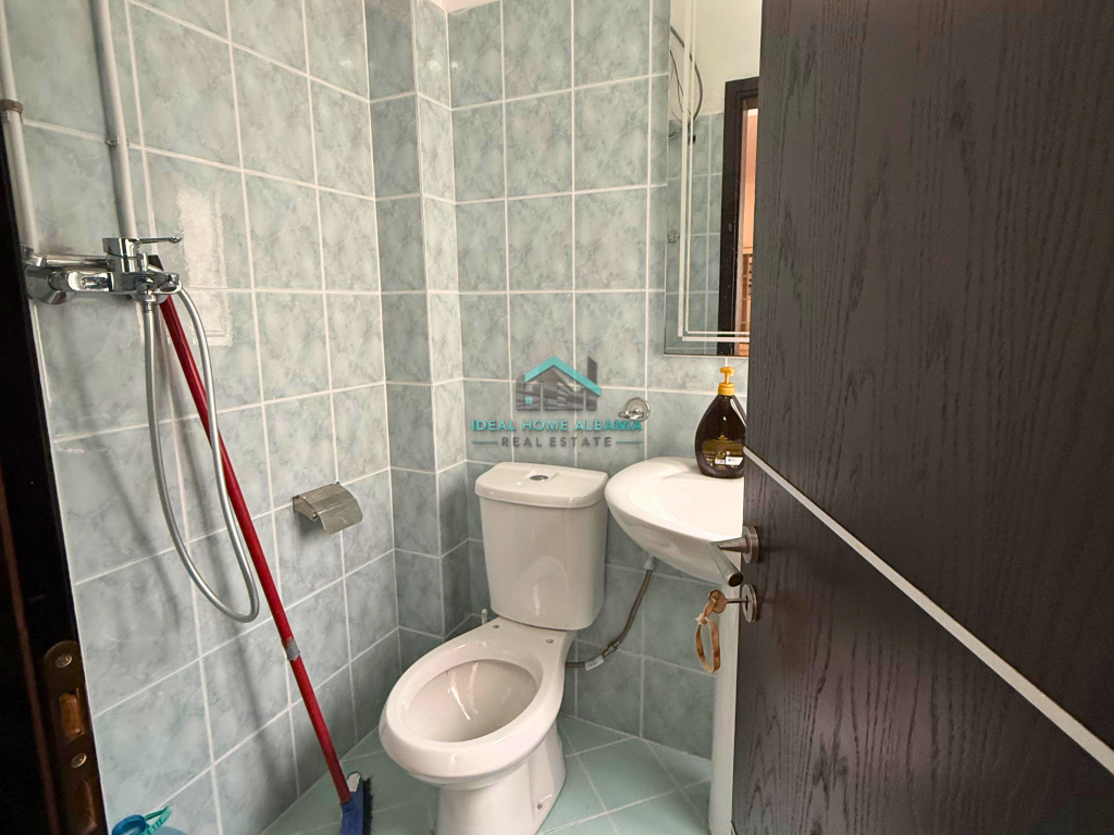 Vendesi in vendita Appartamento 2+1+2 – Lungomare, Vlorë