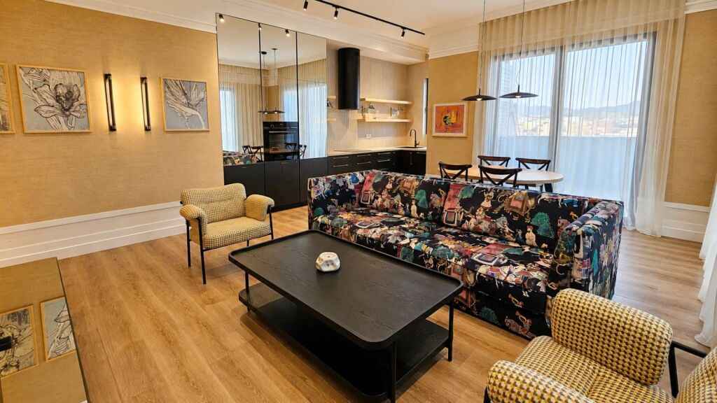 Jepet me qira apartament luksoz 2+1+2+Post Parkimi tek Spring Residence , Vasil Shanto , Rruga Myslym Shyri , Rruga Muhamet Gjollesha .