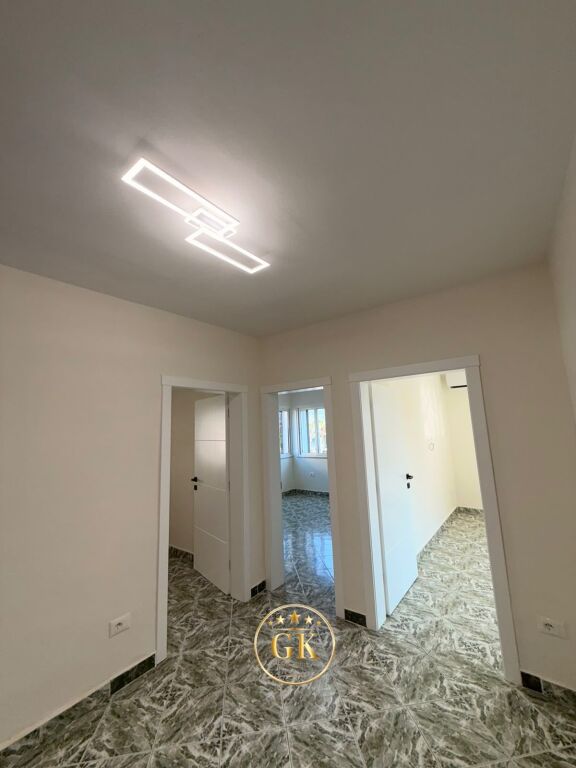 BUSINESS ENVIRONMENT 2+1 FOR RENT DURRES TRAIN STATION