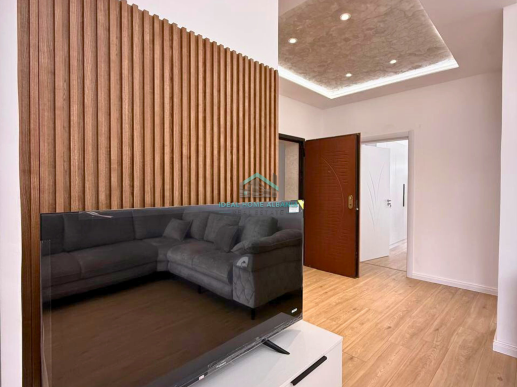 Appartamento 2+1+2 in Vendita – Lungomare, Vlorë