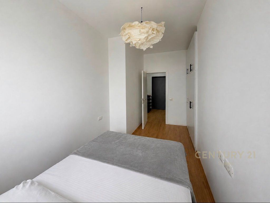 We sell a 3+1+2 apartment on "5 Maji" Street!!