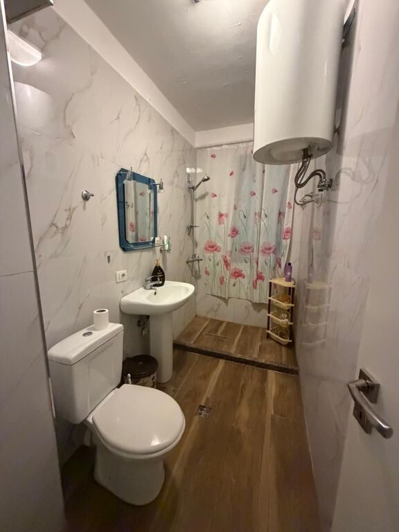 Shitje | Apartament 2 + 1 | Rruga 5 Maji | 190000 €