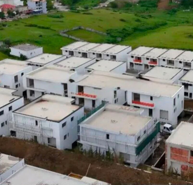 🏡 SHITET VILË E BASHKANGJITUR ME PISHINË | REZIDENCA “SIAR”