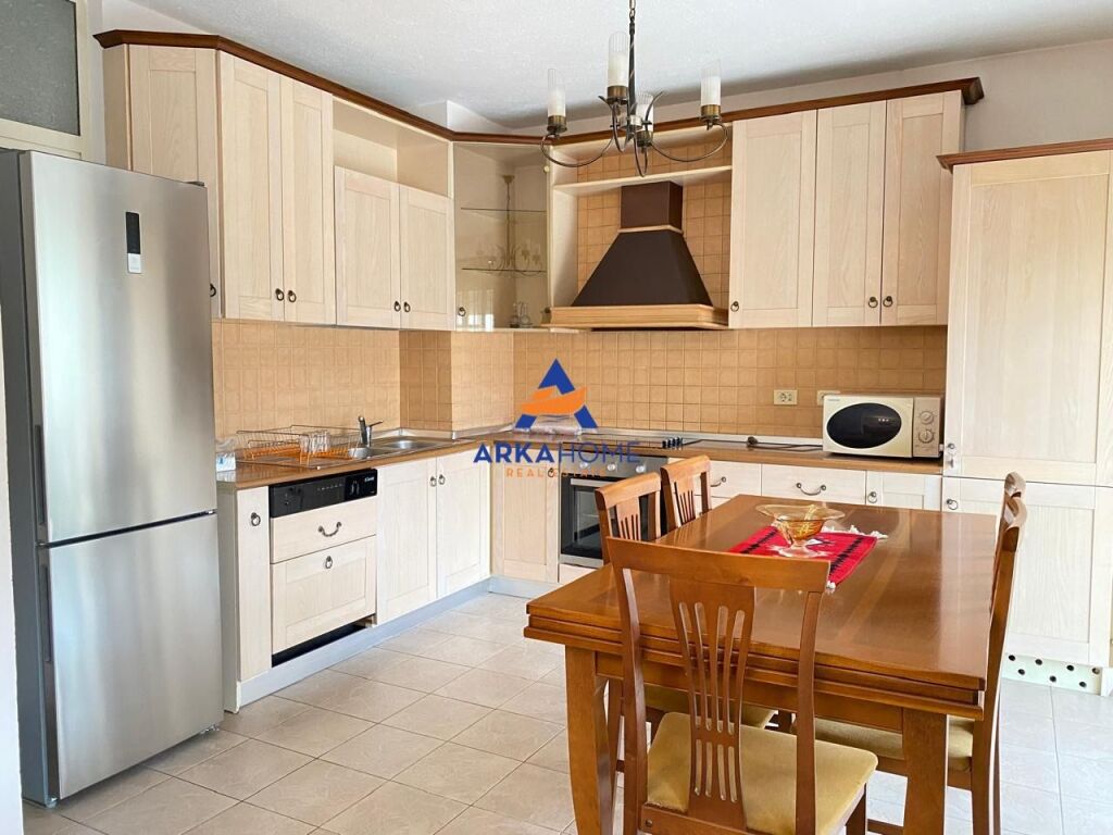 APPARTAMENTO DUPLEX 3+1 IN AFFITTO IN " VIA ELBASAN" 1,450 €