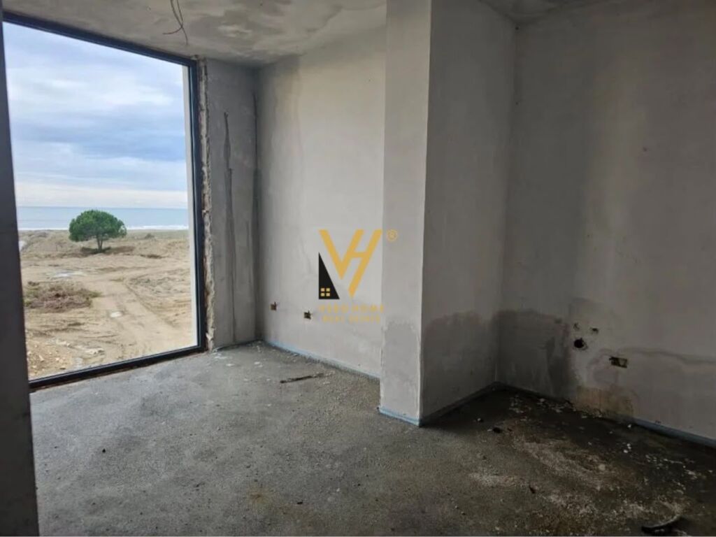 SHITET APARTAMENT 2+1+BLK TE LALZI MARINA SEASIDE, HAMALLAJ 235.000 EURO