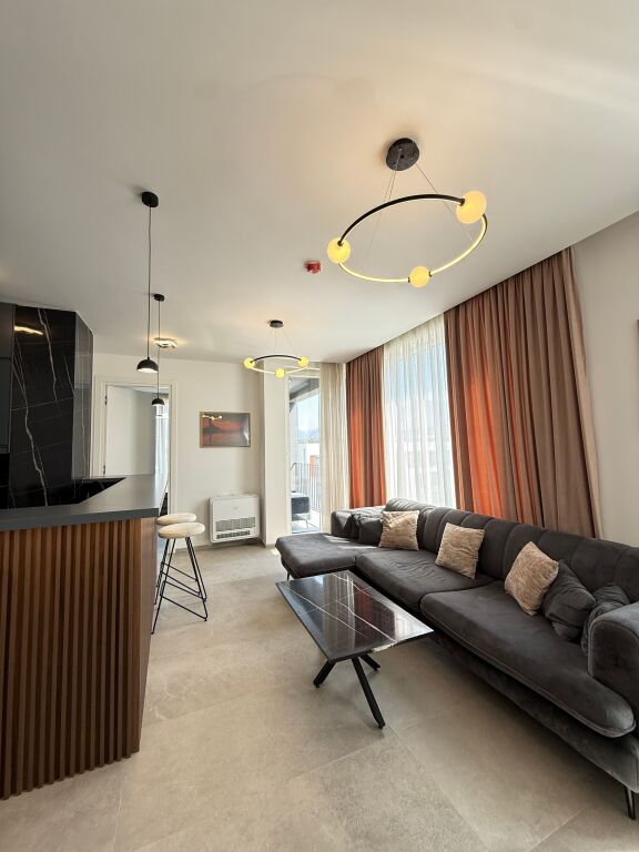 Apartament 2+1 me Parking te Liqeni i Thate