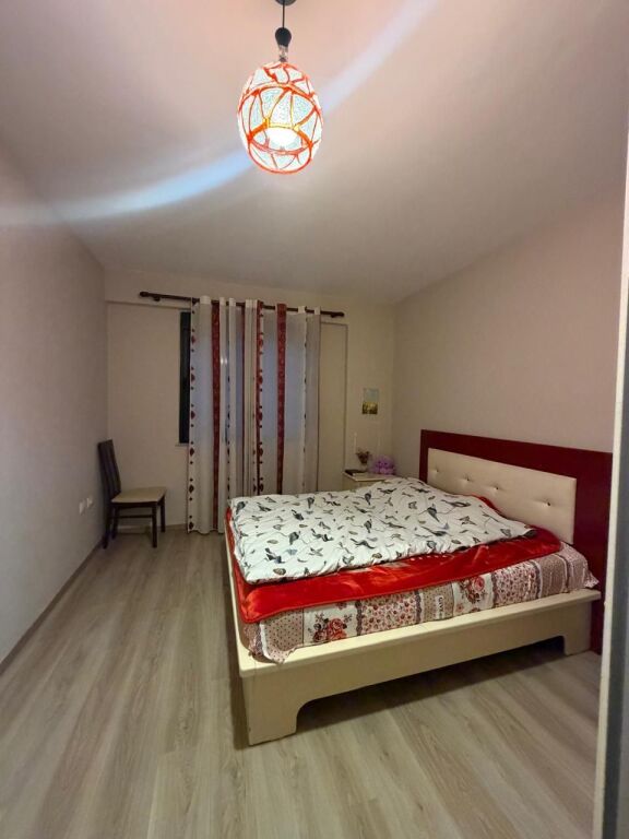 Shitje | Apartament 2 + 1 | Rruga 5 Maji | 190000 €