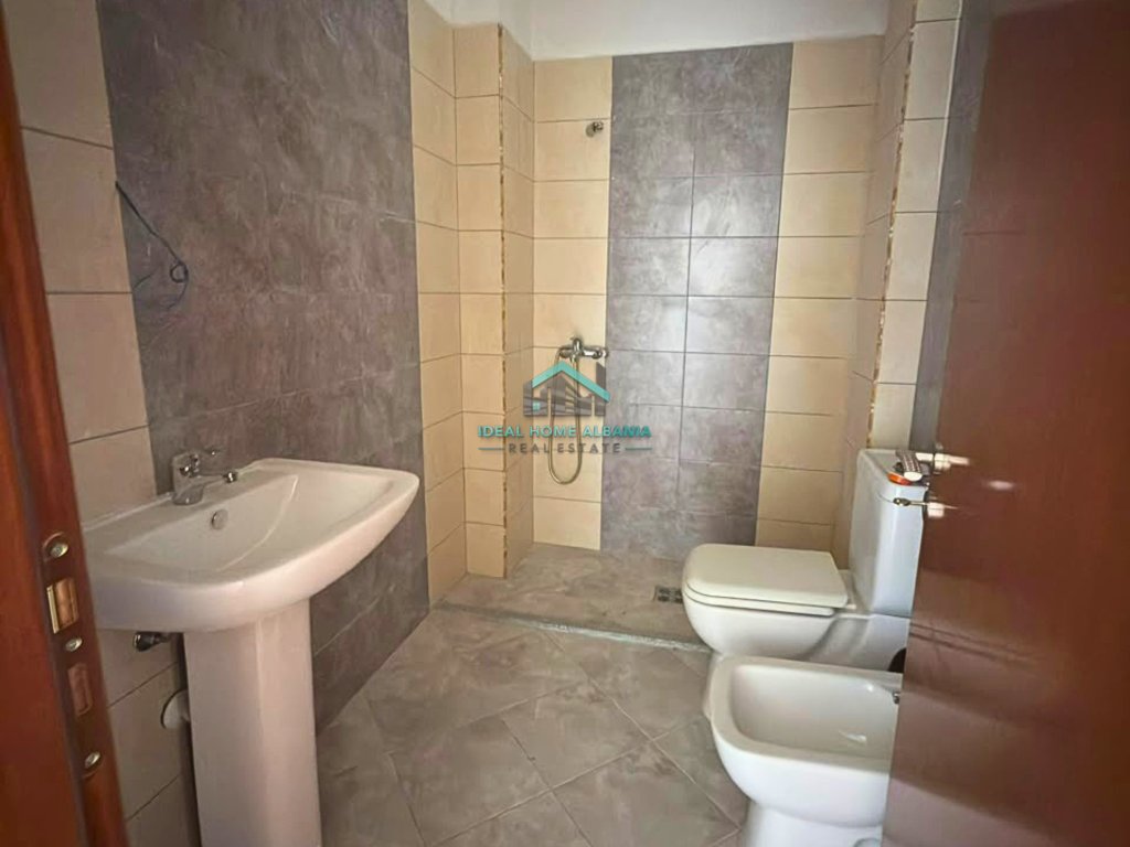 2+1 APARTMENT FOR SALE – OLD BEACH, VLORË