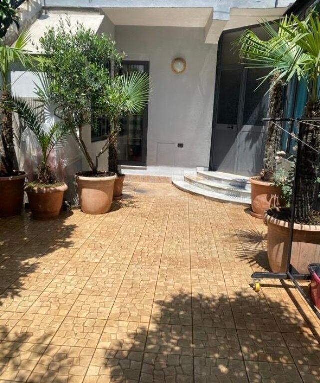 For rent 1+1 Dibra Street Medreseja 500 thousand lek