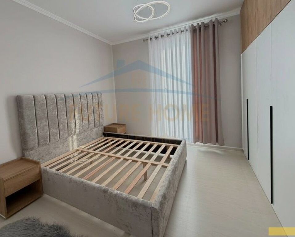 Shitet, Apartament 2+1+2, Yzberisht