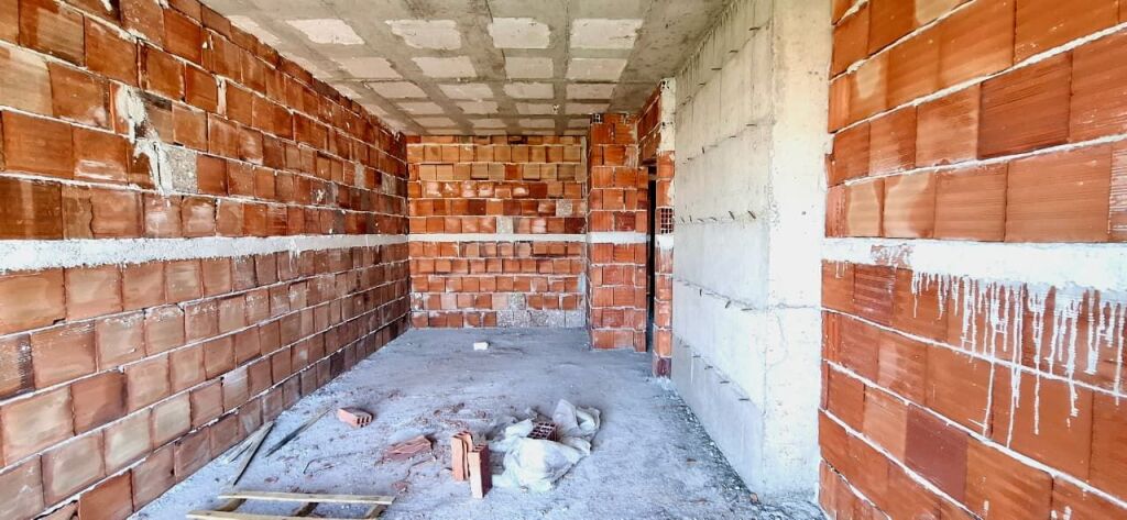 🏠SHITET: 1+1 📍Ish Fusha e Aviacionit (Dorezim Fundi 2027🏗️) - 99,000€ - Ne Faze Tulle - K.5 - Sp.66m² || 🚨 ÇMIM EKONOMIK PËR ZONËN