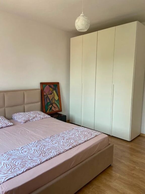 Apartament 1+1 me qira te Bulevardi Zogu I
