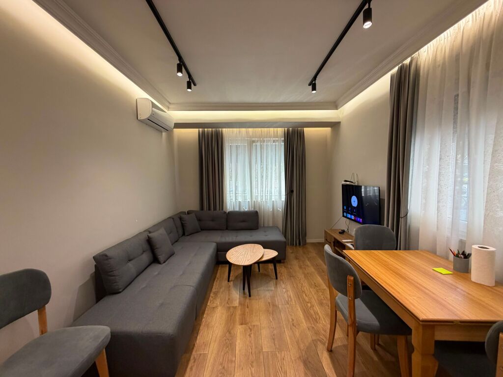 Apartament 2+1 per qira tek Harry Fultz.