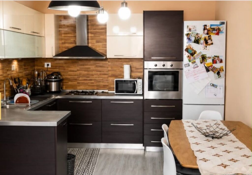 Jepet Me Qera Apartament 2+1+1 Ballkon