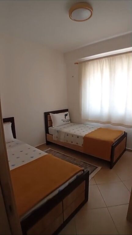APARTAMENT ME QERA 2+1 RRUGA E KAVAJES 55.000 LEKE FH-87465